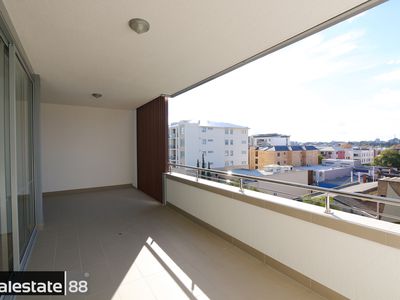 30 / 43 Wickham Street, East Perth