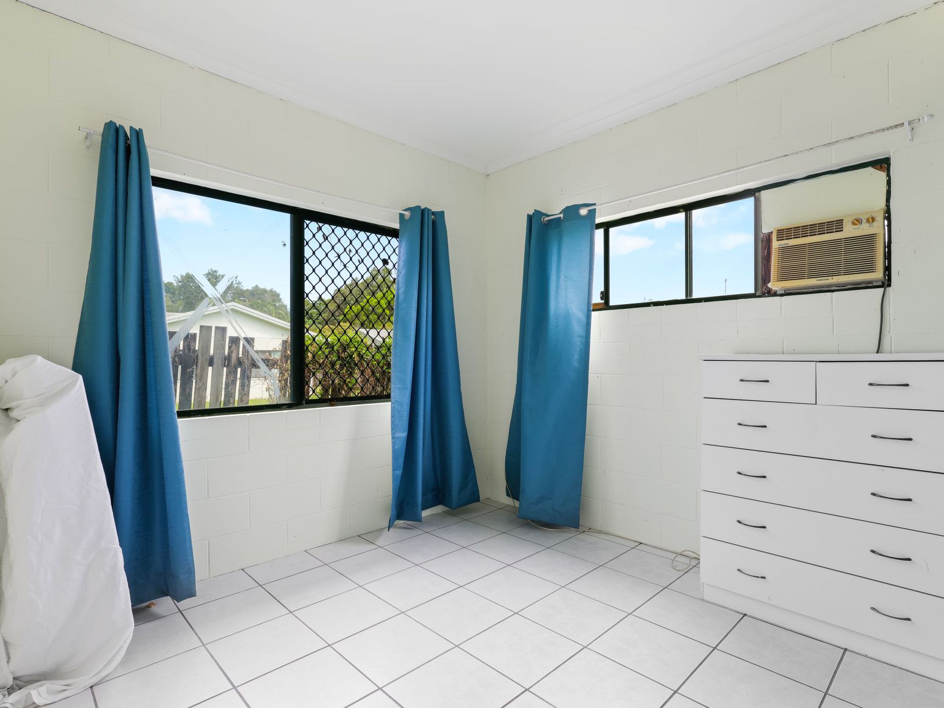 6 Yates Court, White Rock