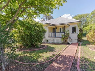 73 Woodford Street, One Mile