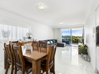 405 / 11 Compass Drive, Biggera Waters