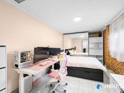 32 Gregorace Place, Bonnyrigg