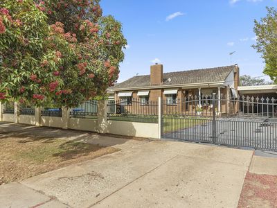 38 River Road, Murchison