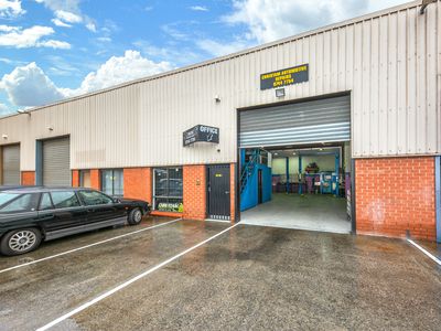 7 / 11 McDougall Road, Sunbury