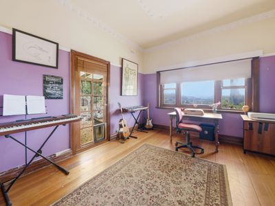 110 Bassett Lane, Hilldene