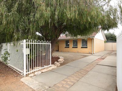 5 Peart Crescent, Murray Bridge