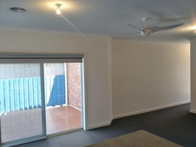 42 Meek Street, Werribee