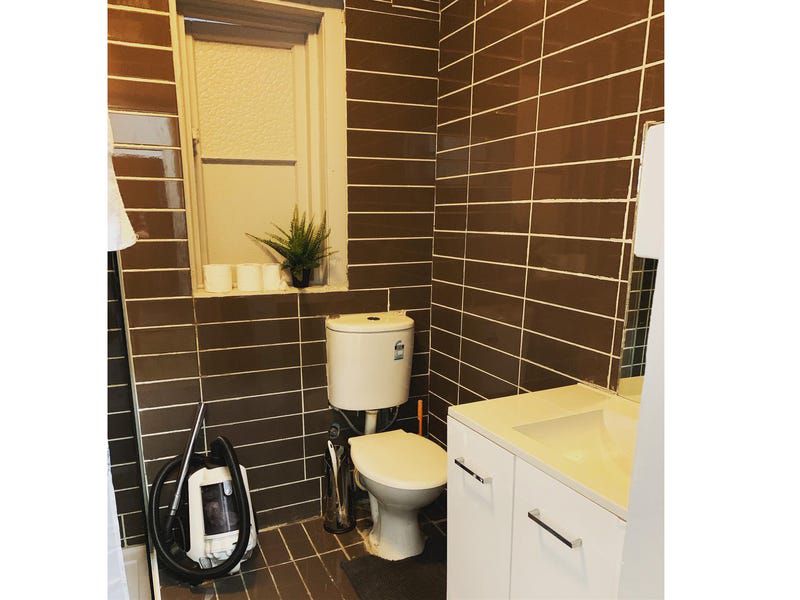 98 Merrylands Road, Merrylands