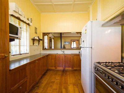 9 Robertson Road, Eastern Heights