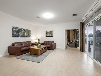 11 Horsham Crescent, Harrisdale