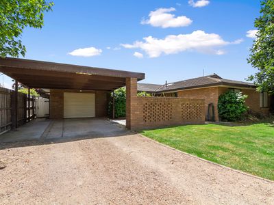 13  Canopus Court, Sale