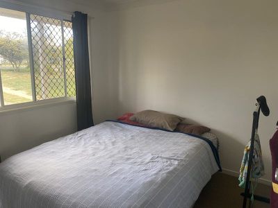 17 Deakin Crescent, Nanango