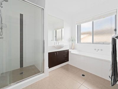 3 Nandina Court, Upper Coomera