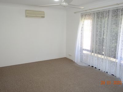 466A Light Street, Dianella