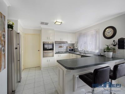 11 Kiandra Mews, Hampton Park