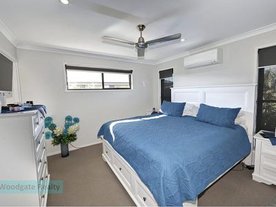 10 Whipbird Ct, Woodgate