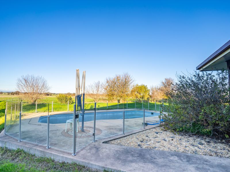 752 Longs Corner Road, Canowindra