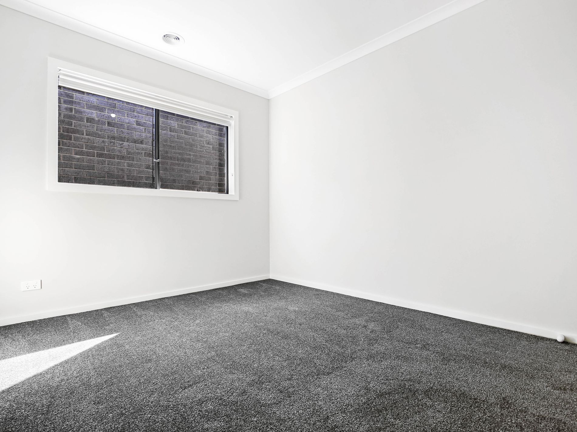 39 Tecoma Street, Manor Lakes