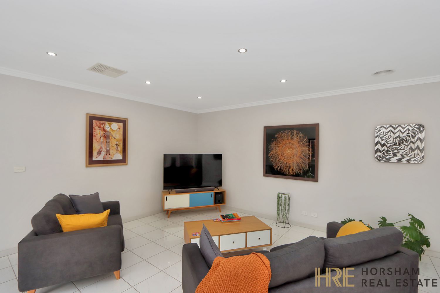 1 / 62 McTavish Boulevard, Horsham