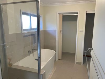 36 Field Street, Shepparton