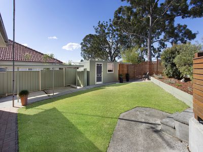 2 Gordon Avenue, Oak Flats