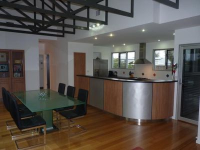 14 Velthuis Drive, Horsham