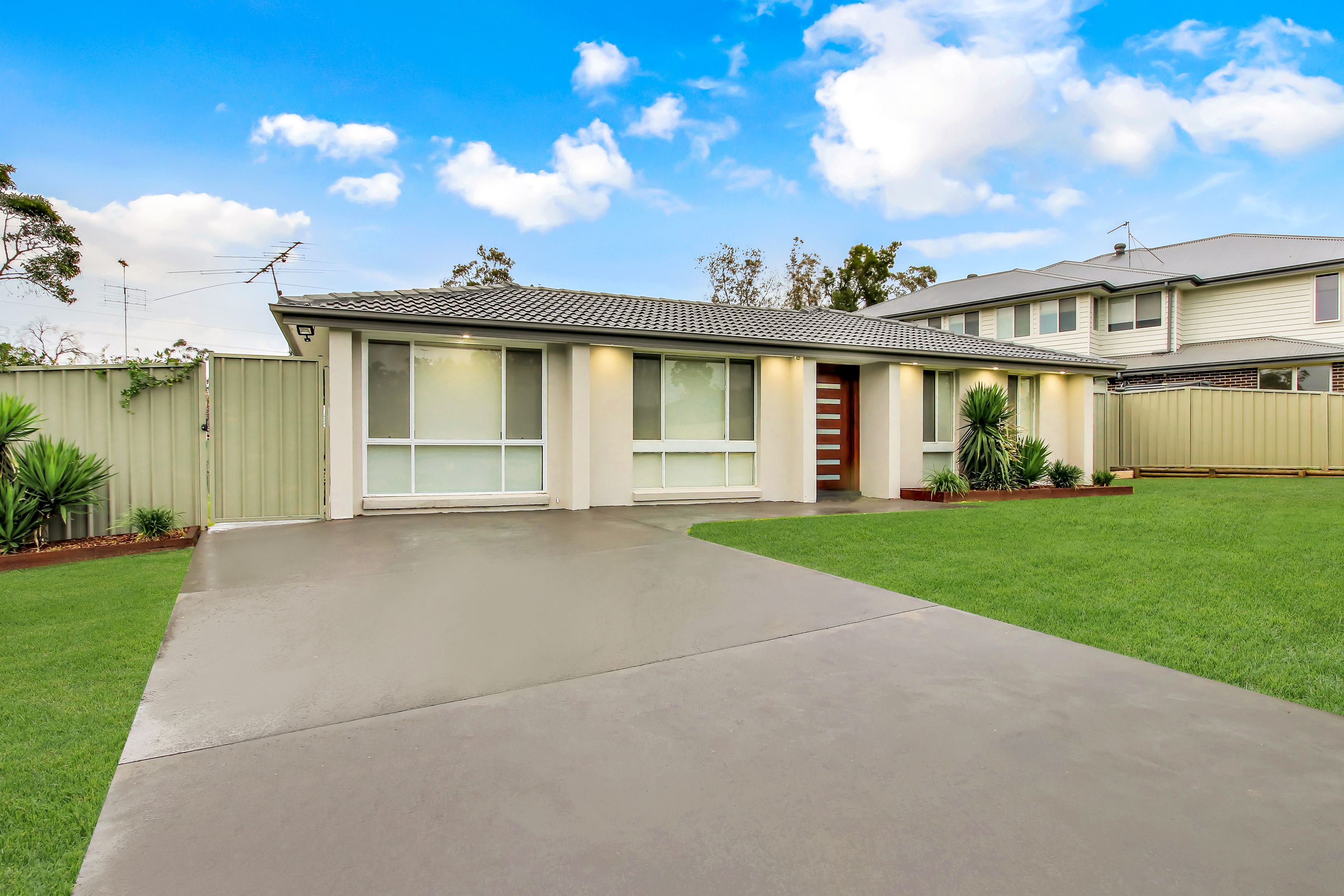 1 Oberon Crescent, SOUTH PENRITH
