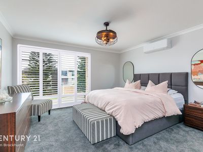 25 Pantheon Avenue, North Coogee