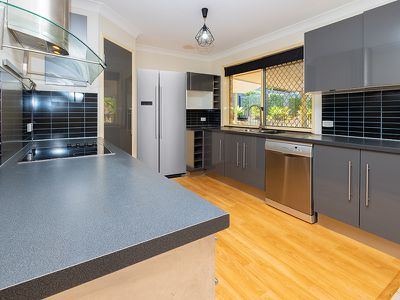 37 Glasshouse Cres, Forest Lake