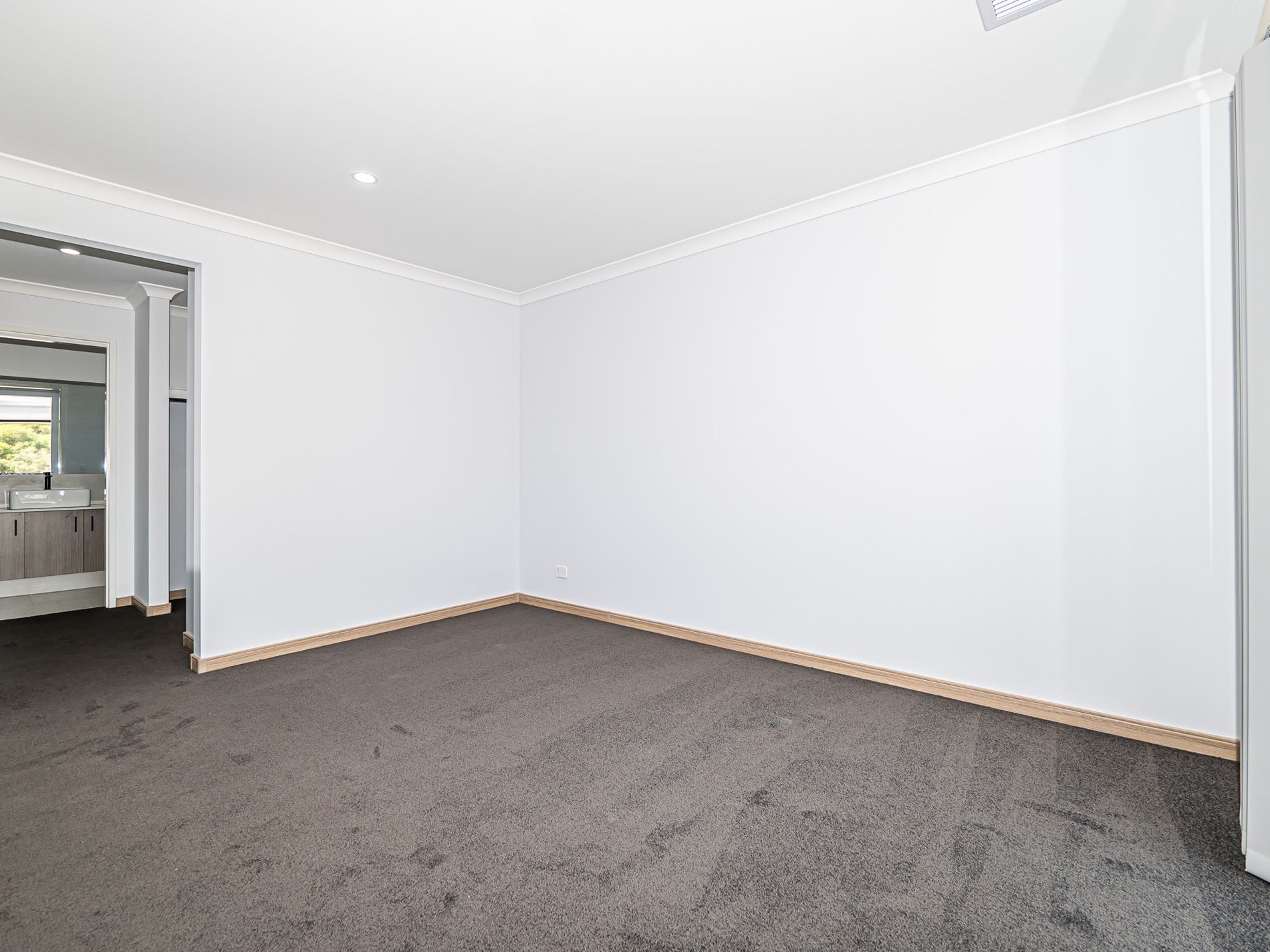 3 / 13 Welford Way, Success