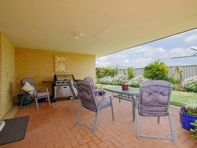 52 Archdale Loop, Piara Waters