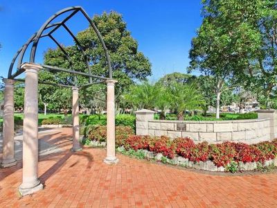 14 / 237-239 Canterbury Road, Canterbury