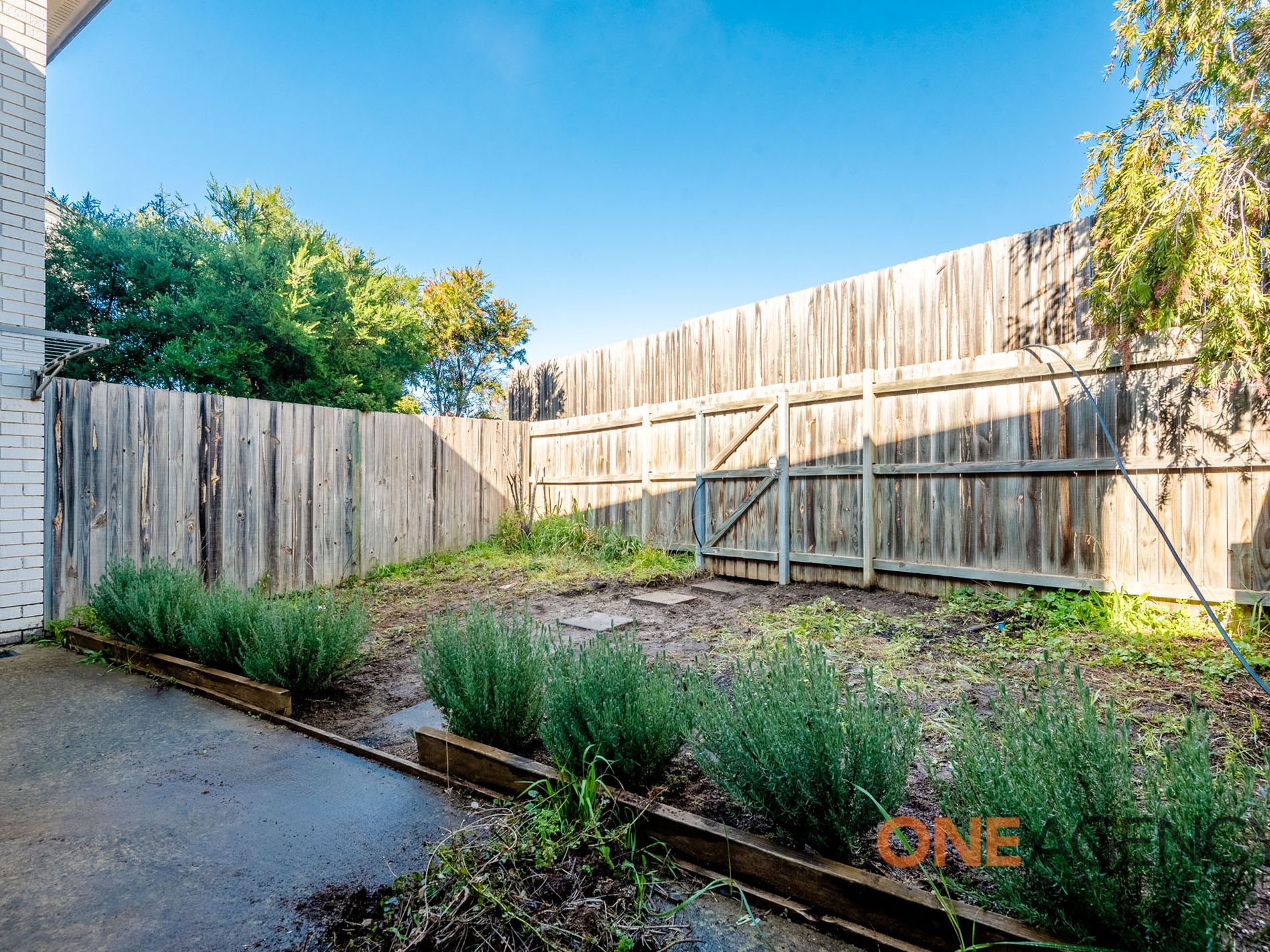 24 Ribbon Gum Place, Windradyne