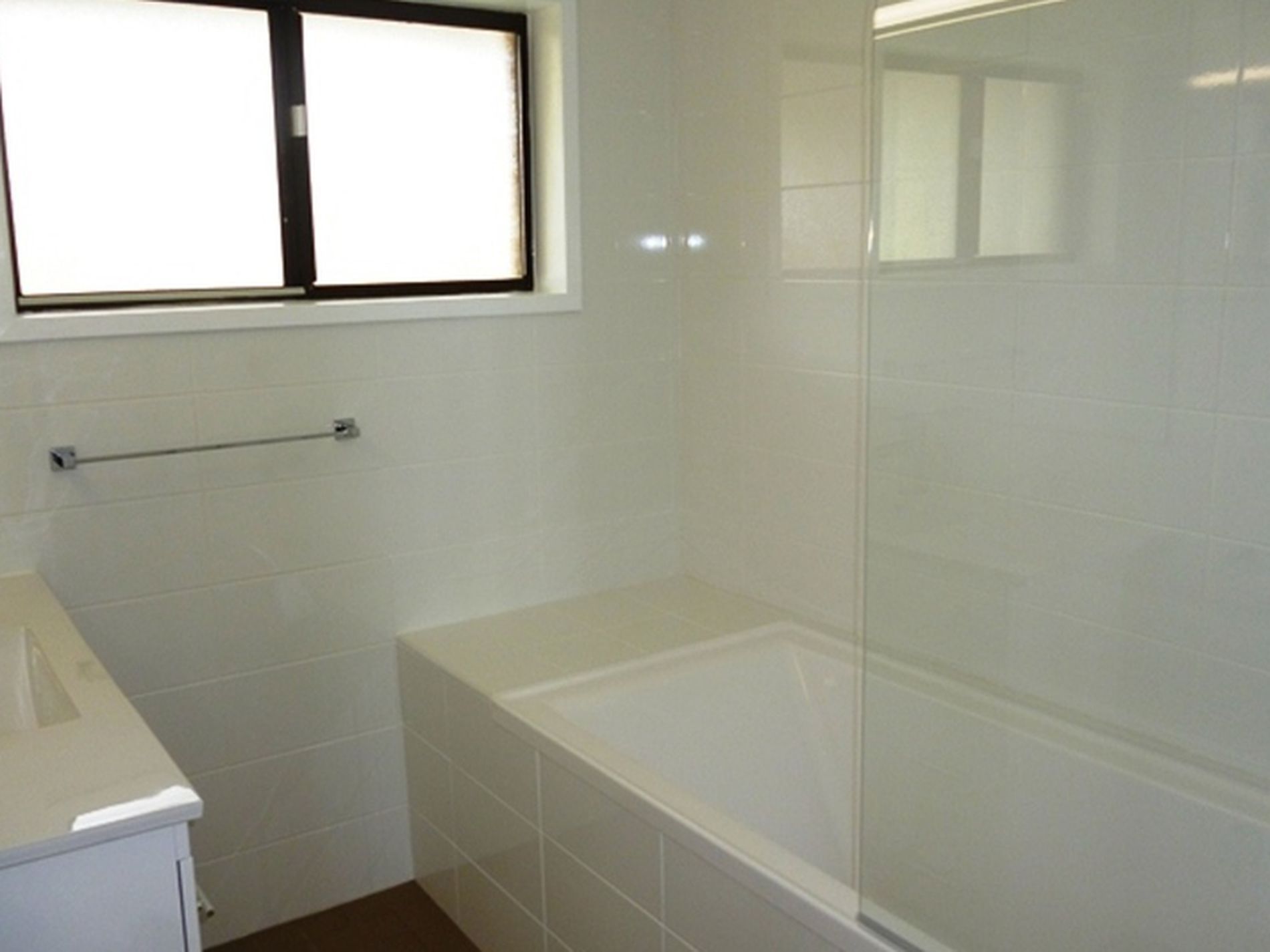 221 Reddall Parade, Mount Warrigal