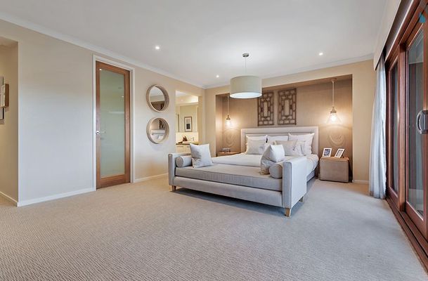 15 Greenvale Gardens Boulevard, Greenvale