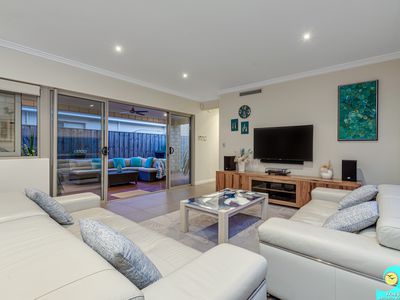 16 Lookout Drive, Yanchep