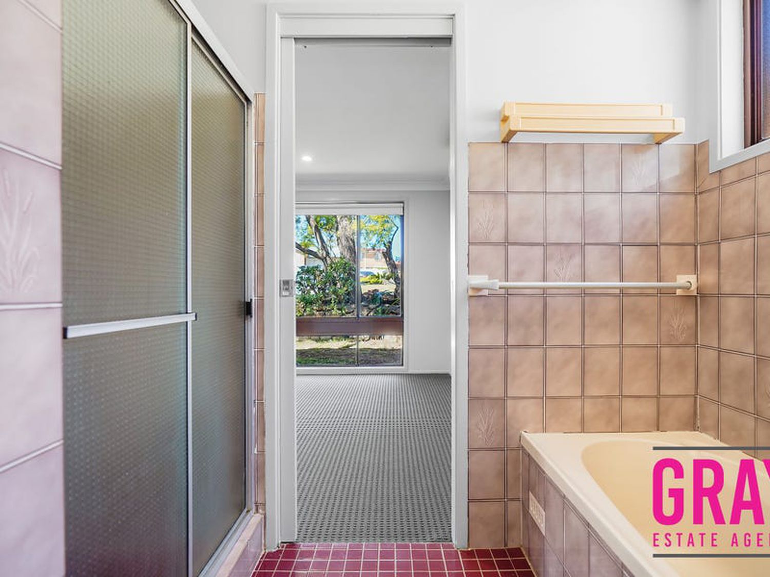 14 Sherry Place, Minchinbury