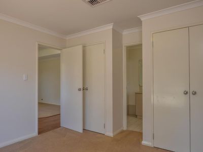 31 Paddington Drive, Hannans