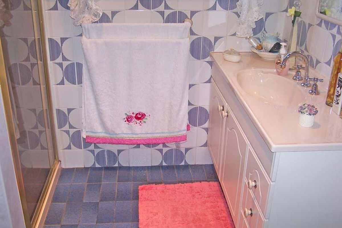 8 Shaw Road, Stanhope