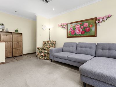 35 Bramley Way, Bibra Lake