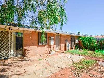 9A & 9B Delamere Place, South Hedland