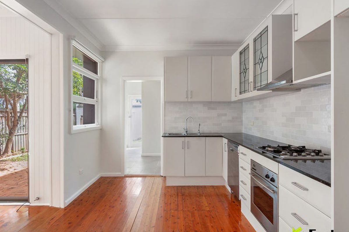 11 Carrington Street, North Strathfield