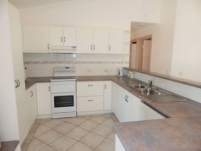 332 Gorton Drive, Kangaroo Lake