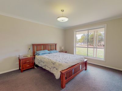 12 John Roach Close, Dubbo