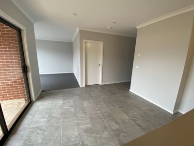 12 Juniper Grove, Rockbank