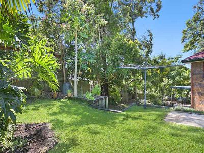 19 Pyeworth Place, Rochedale South