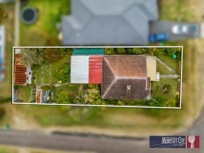 18 Coorumbung Street, Morisset