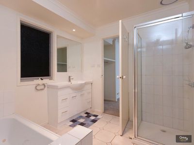 41 Leopold Crescent, Hampton Park