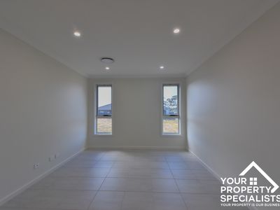 22 Dulcimere Street, Tahmoor