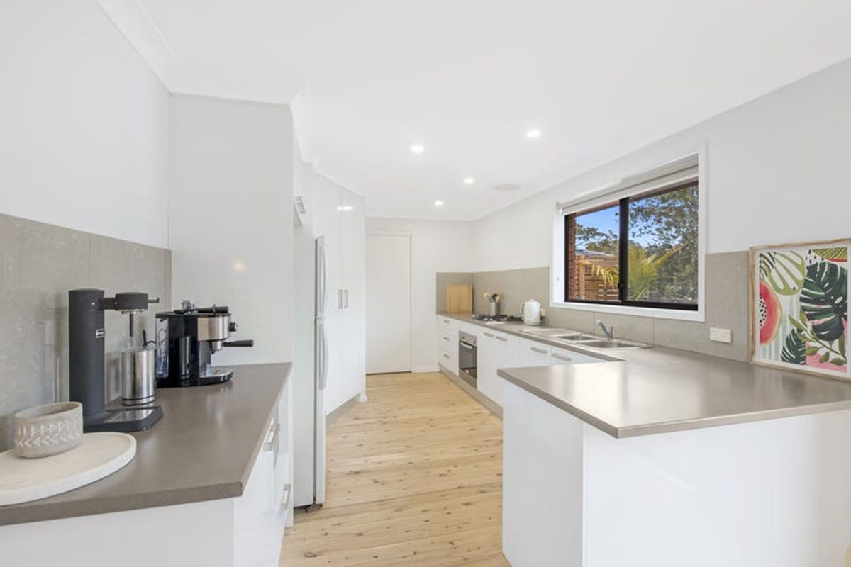 2 Marlowe Road, Bateau Bay