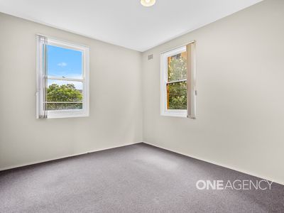 2 / 48 Bourke Street, North Wollongong